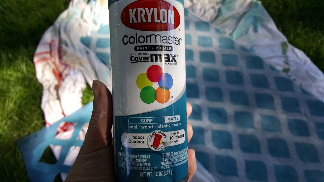 Spray painted and stenciled rug using Krylon spray paint
