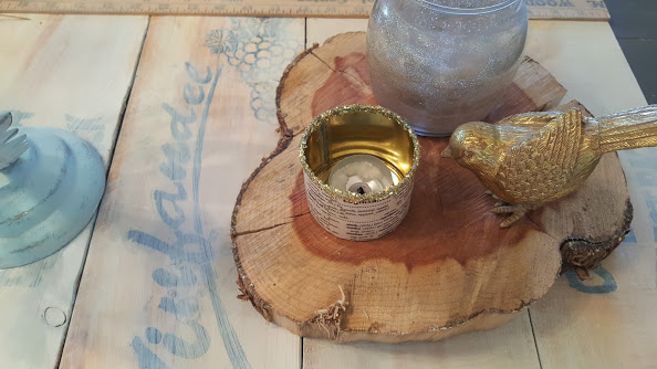 wooden farmhouse table runner used with elegant and simple table setting