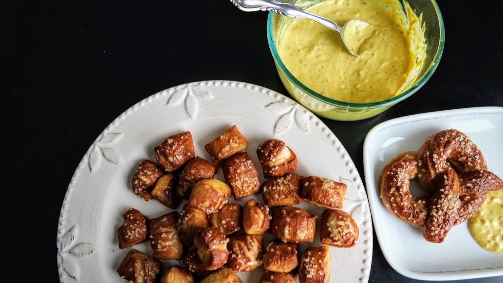 Pretzel Bites with Mustard Dipping Sauce