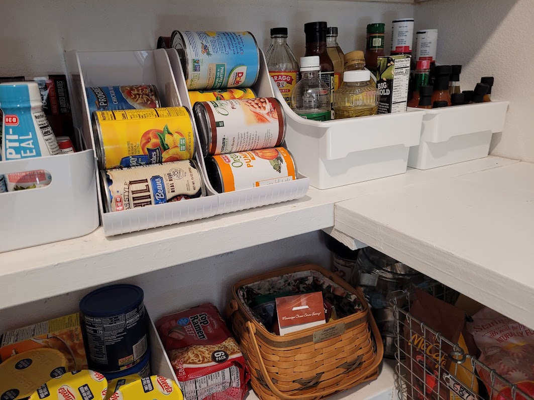 The Thrifty Home: Deep Pantry Organization